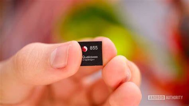 Qualcomm Snapdragon 855 chip Qualcomm Snapdragon 855 chip close up