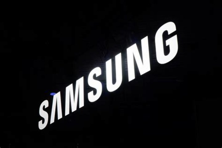 samsung galaxy s4 cover logo aa 600 Samsung logo