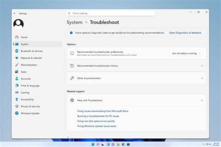 Select Troubleshoot to fix windows 11 error recovery