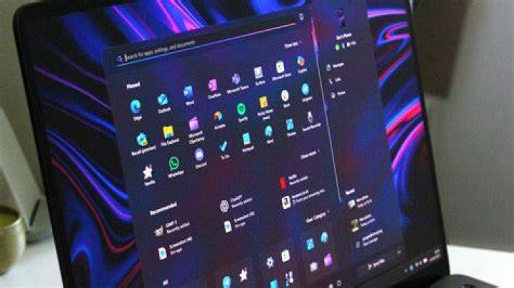 Selecting the Windows version to download