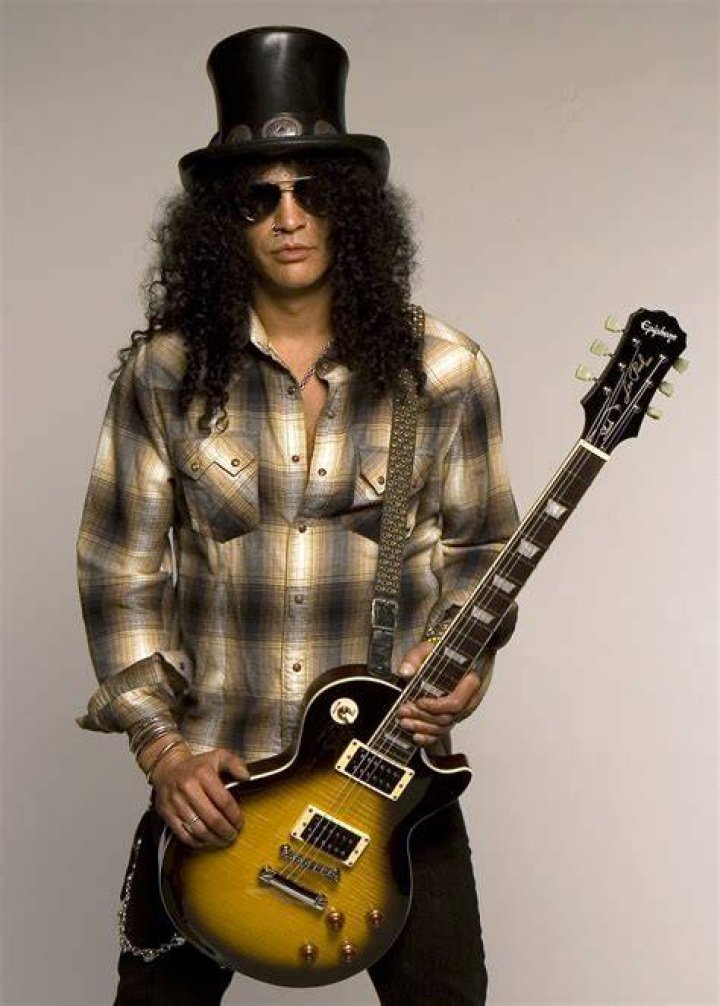 Slash iconic guitarist