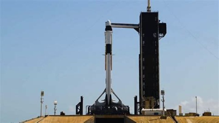 SM1 Launch Display.jpg