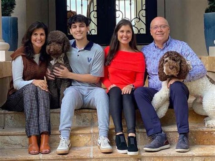 softsparkling parents and siblings softsparkling parents and siblings
