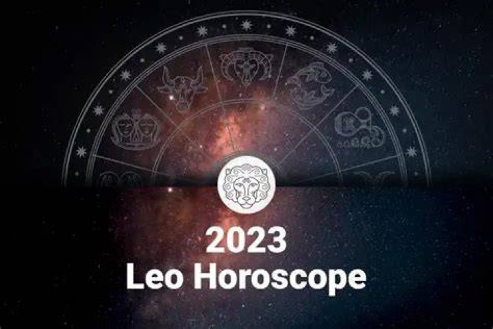 StyleCaster | Leo 2023 Horoscope