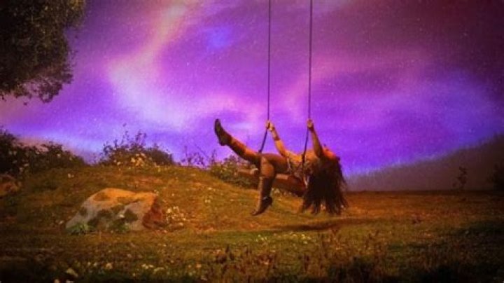 SZA live performance SZA live performance