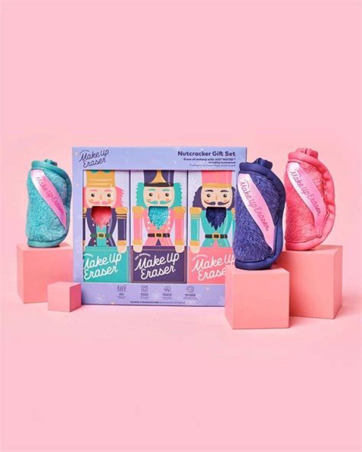 The Original MakeUp Eraser Makeup Remover Cloth