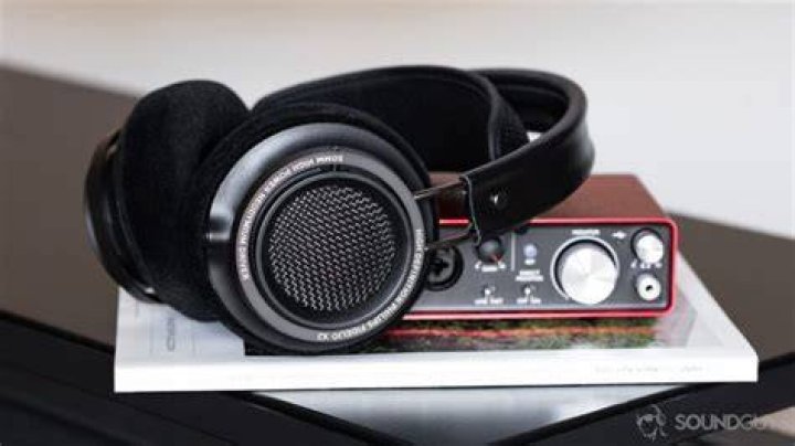 Philips Fidelio open back headphones Scarlett 2i2 Focusrite Tidal 4 Philips Fidelio open back headphones Scarlett 2i2 Focusrite