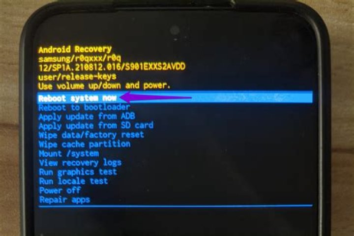 Uninstall app to fix reboot loop in Windows 11