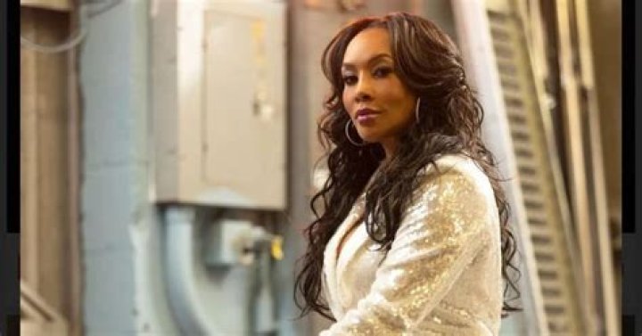 Vivica Fox poses for a shot
