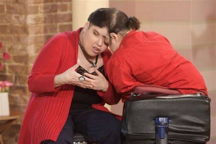 WEHT Lori & Reba Schappell?