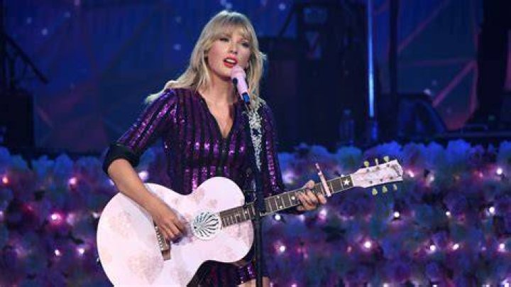What Really Inspired Taylor Swift To Write Folklore