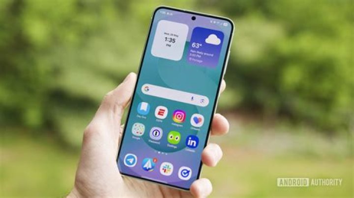 Xiaomi Mi 8 (2 of 42) xiaomi mi 8 home screen