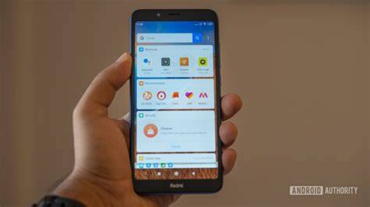 Xiaomi Redmi 7A showing shortcuts drawer Xiaomi Redmi 7A showing shortcuts drawer